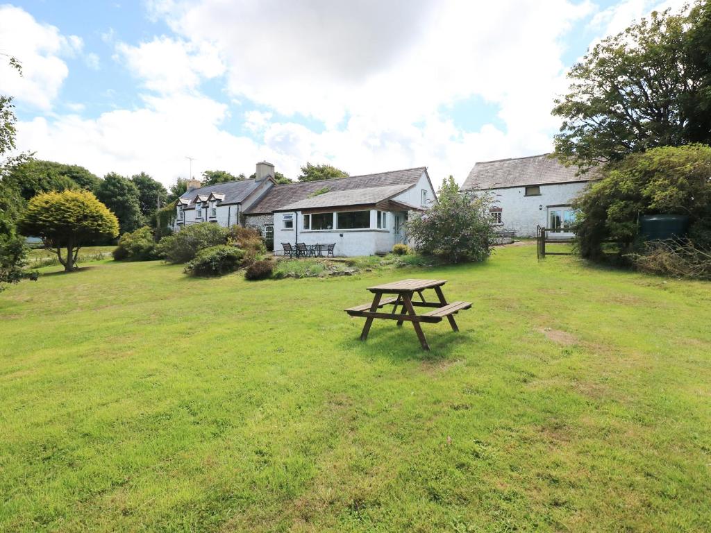 Morfa Isaf Cottage photo 4