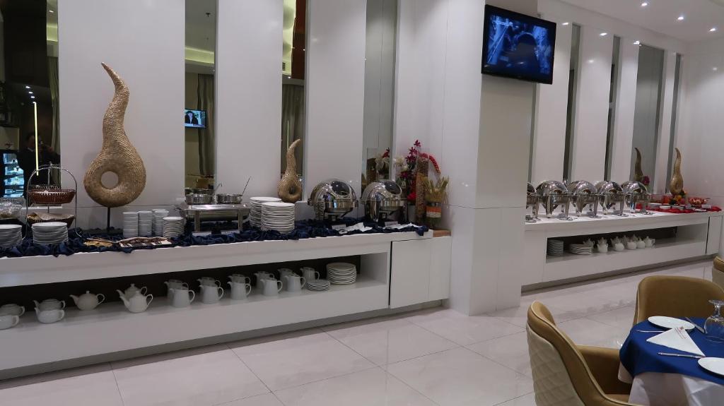 Food and beverages, Pars International Hotel in Manama