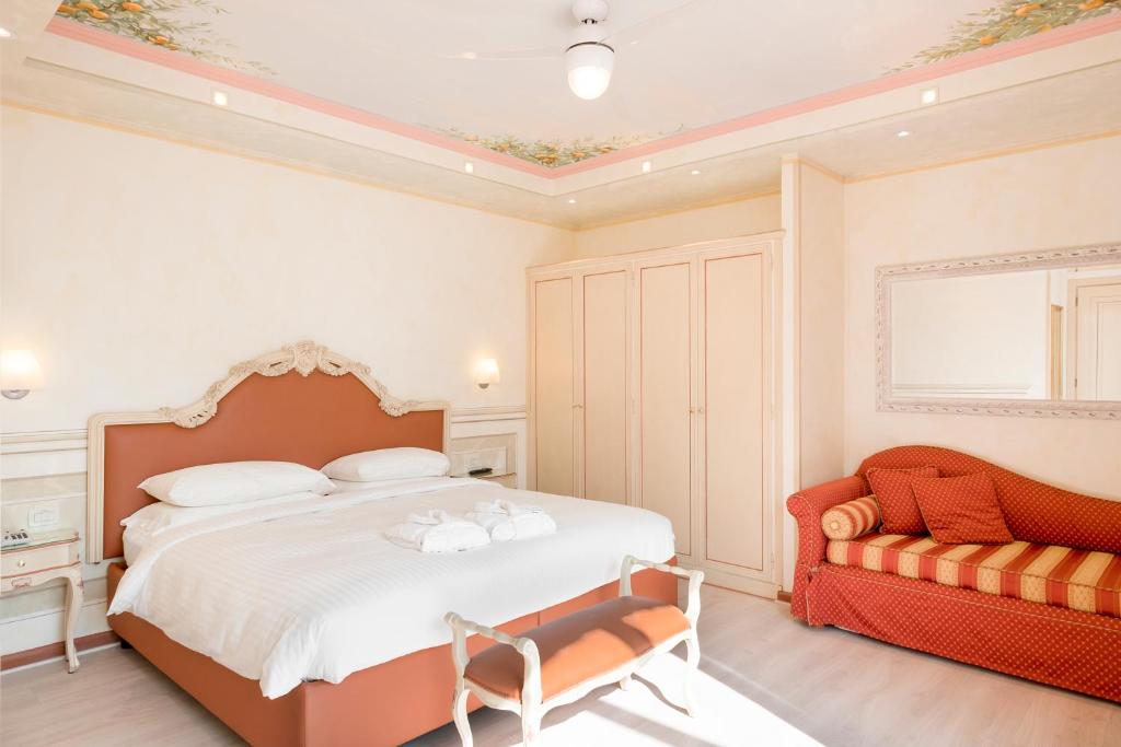 Hotel Villa Florida Suites & Suite Apartments photo