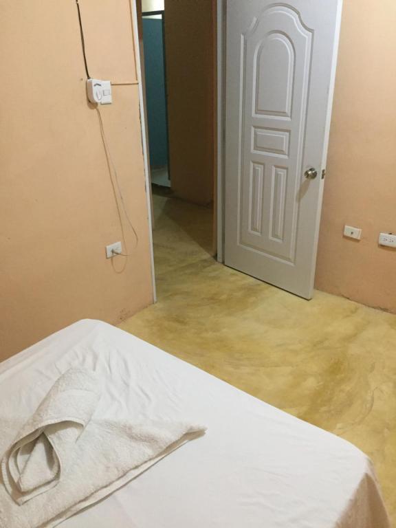 Luiggi Hostel photo