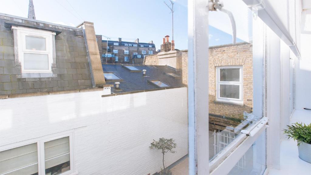 Studio Flat at Paddington Central London Zone 1 photo