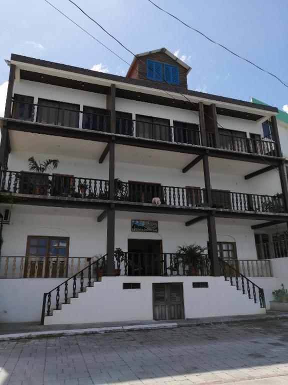 La Posada De Don Jose — Hotel in Flores