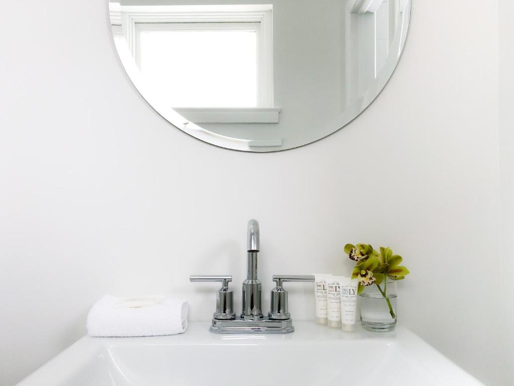The Nomad Motel — Hotel in International Falls (MN)