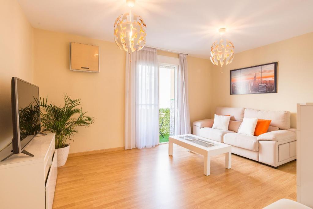 Alferez II by ELE Apartments - 2