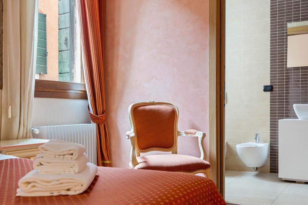 Top Venice Apartments and Rooms Ostreghe Bridge - 5