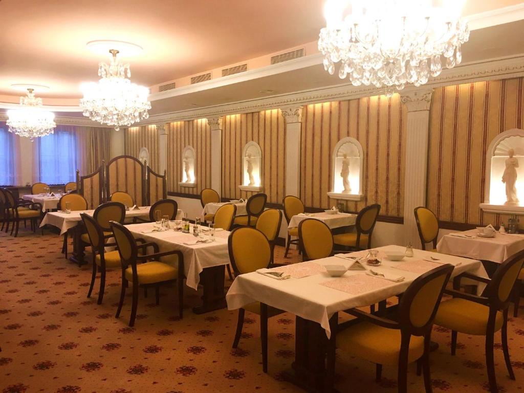 อาหารและเครื่องดื่ม