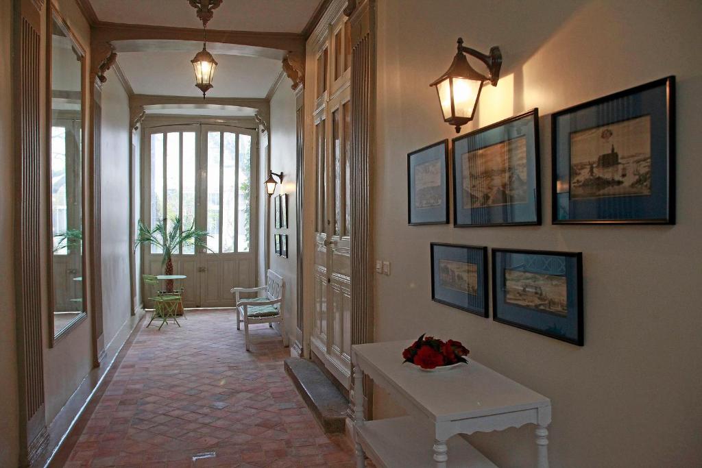 Les Chambres de Mathilde エントランス