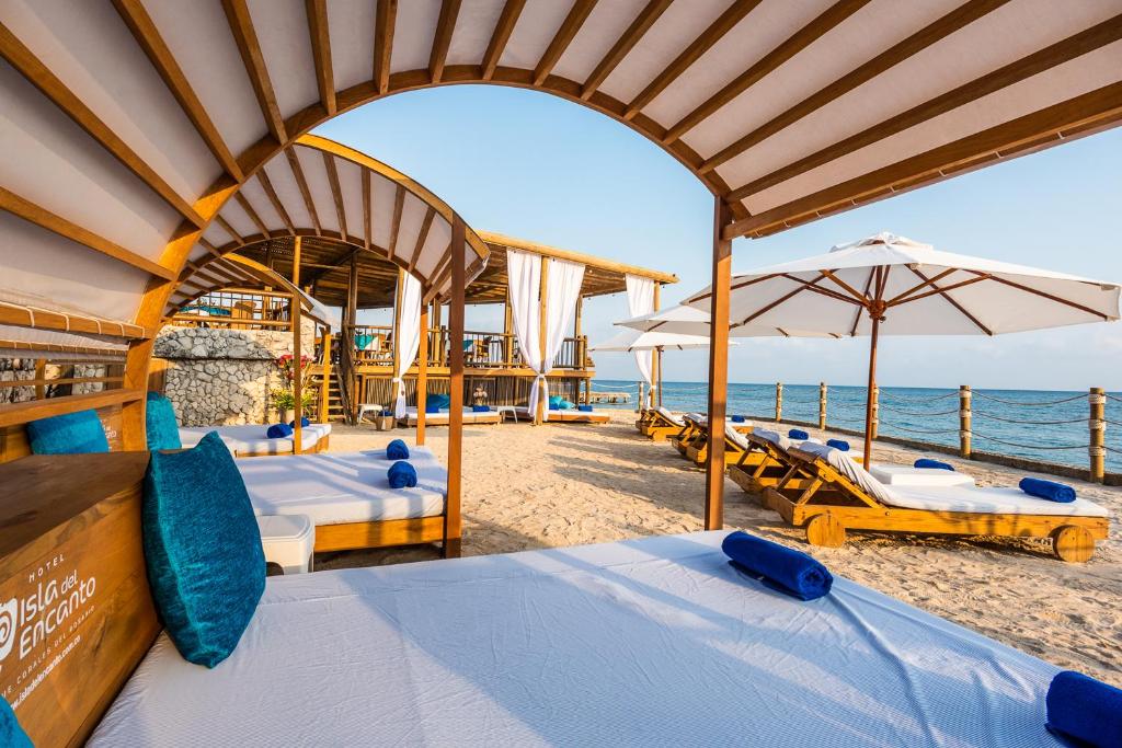 Hotel Isla del Encanto photo