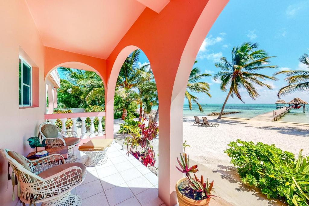 Red Ginger @ Caribe Island, San Pedro