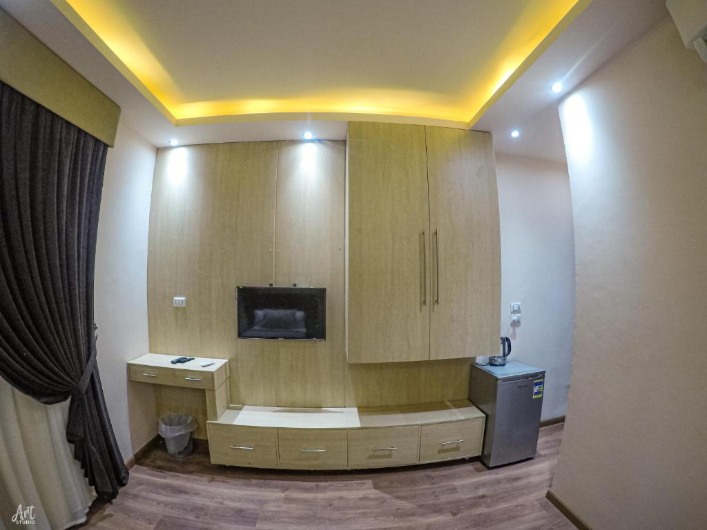 Grand City Hotel photo