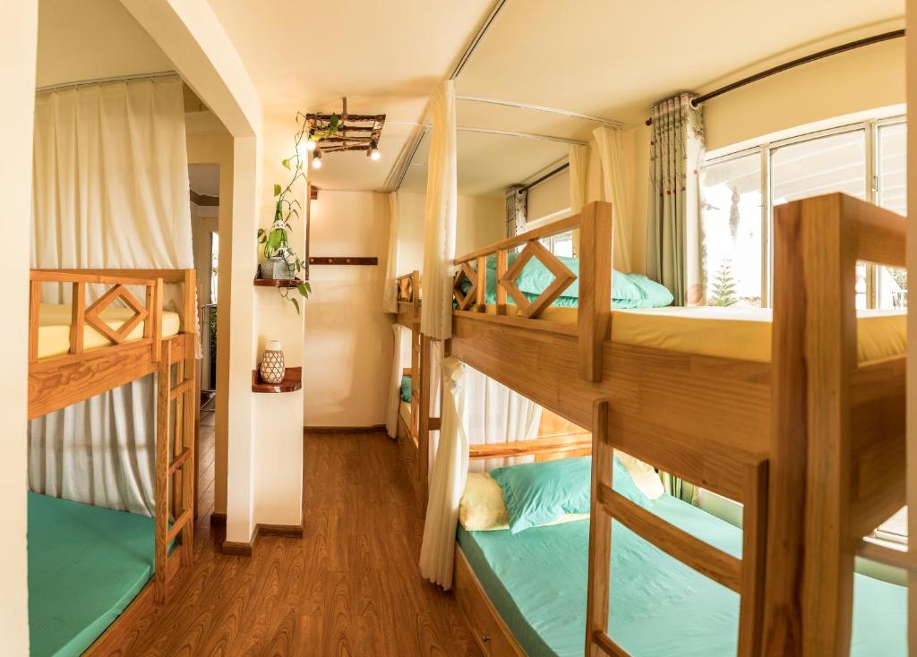 Nhà của Người và Ta