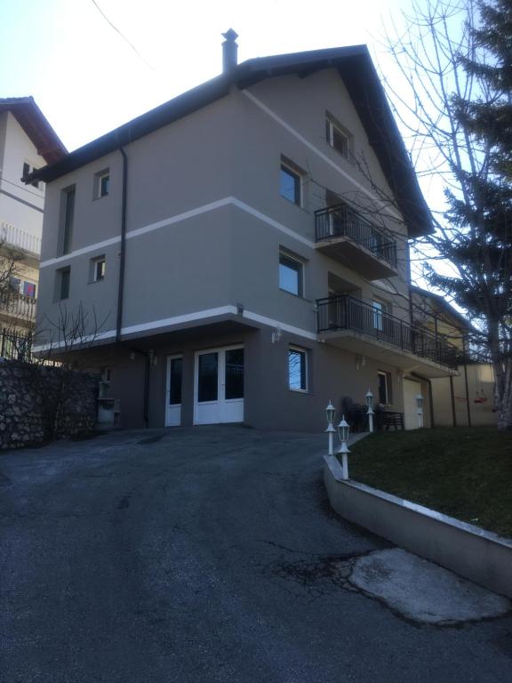 K & B Apartment Sarajevo Trebevicka 50A photo