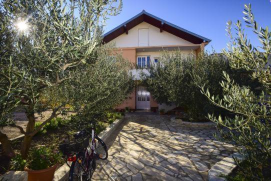 Apartment Luna, Tisno