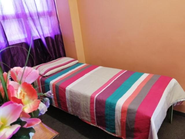 Dirkie Uys Backpackers photo