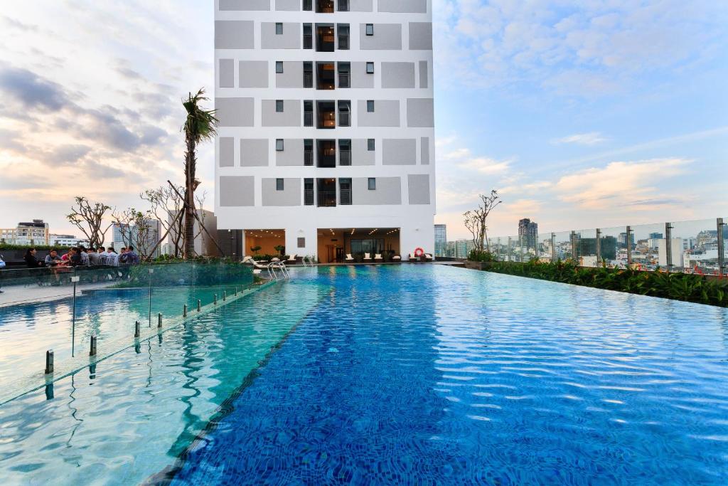 Goby home in Rivergate Luxury Apartment - near Ben Thanh market photo