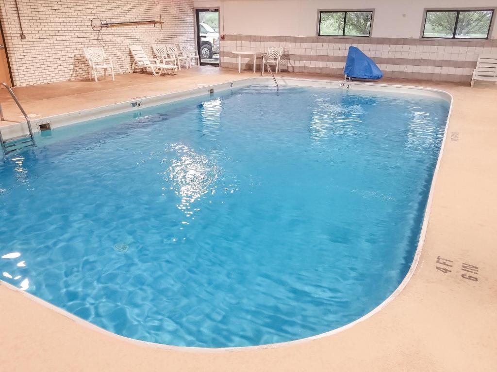 Hotel 7 Inn Vienna — Hotel in Goreville