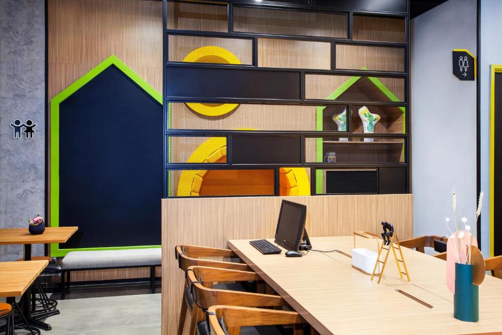 Business center