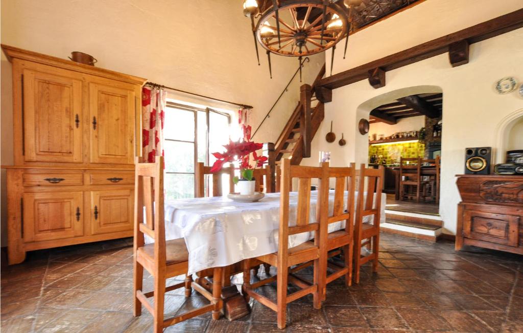 Awesome Home In La Roquette Sur Siagne - 5