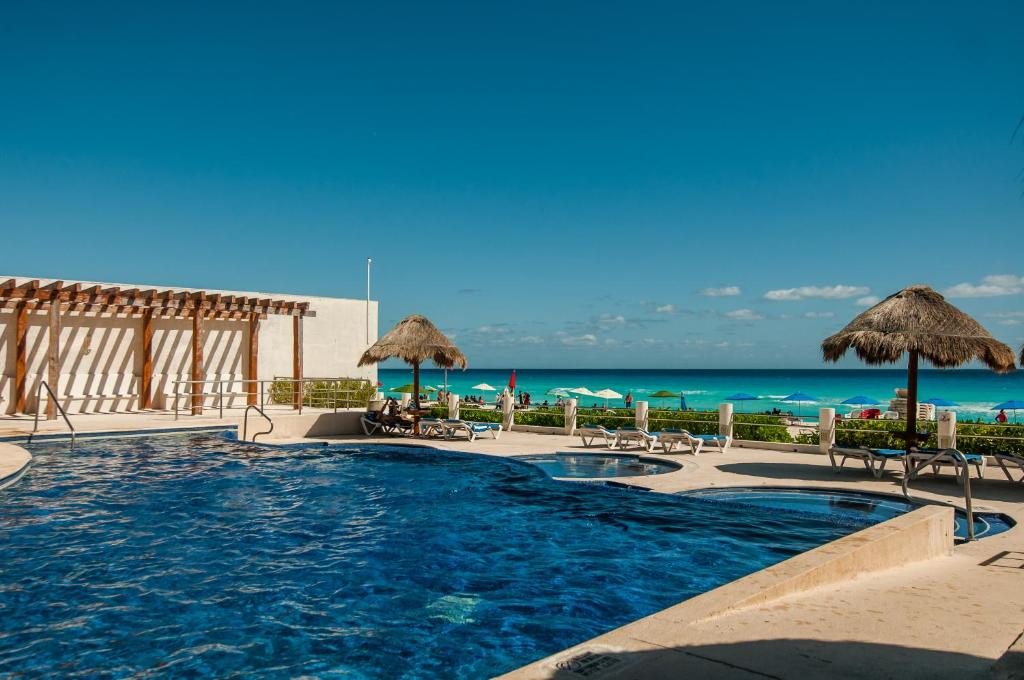 HotelZone L16 Beach Access - 5