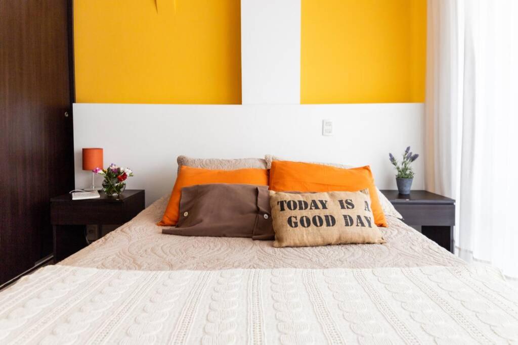 Cozy, lots of light, great location - 3