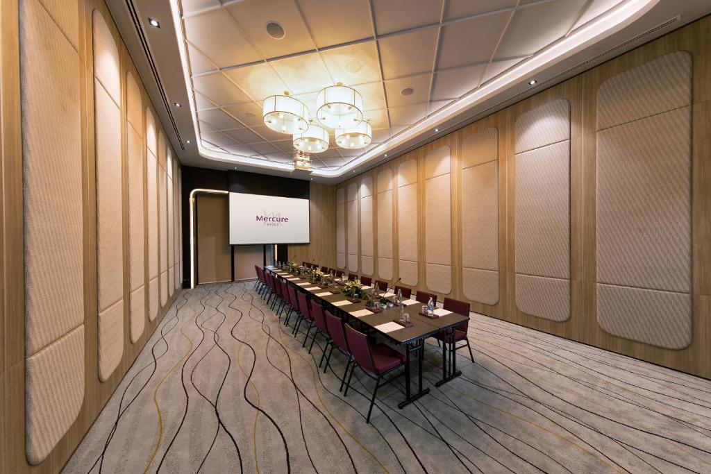 Business center