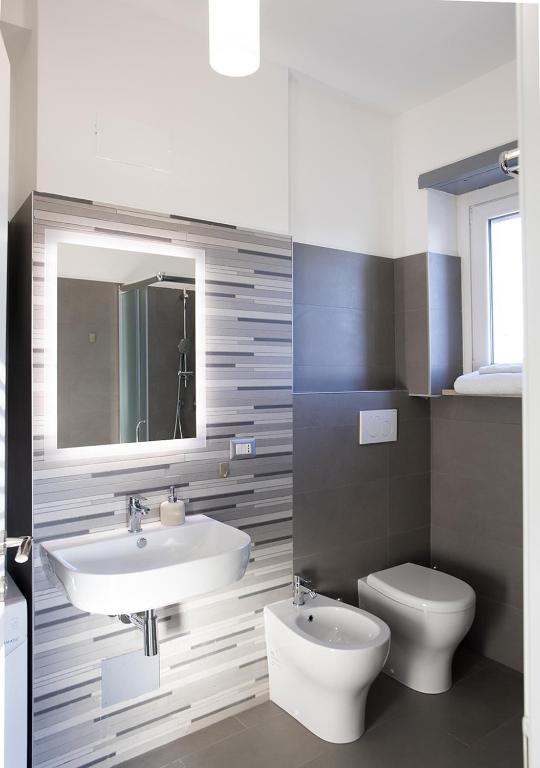 Smart Central Apartments photo
