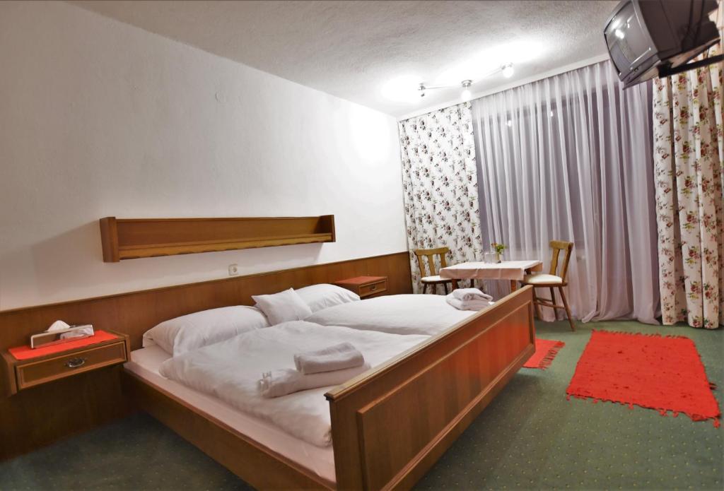 Hotel Vanda - 3