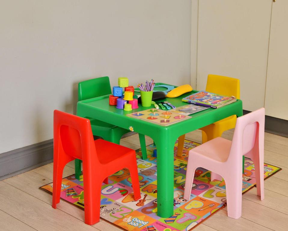 Holiday Inn Johannesburg Airport Photo 22