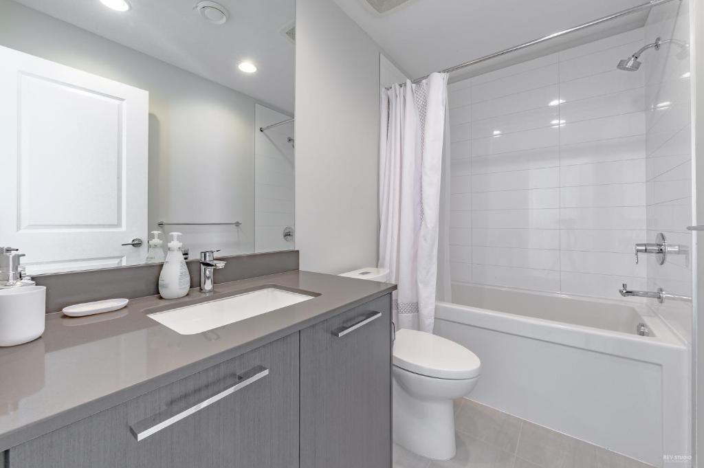 ARIES PALACE, LUXURY RESIDENTIAL CONDO in CITY of RICHMOND photo