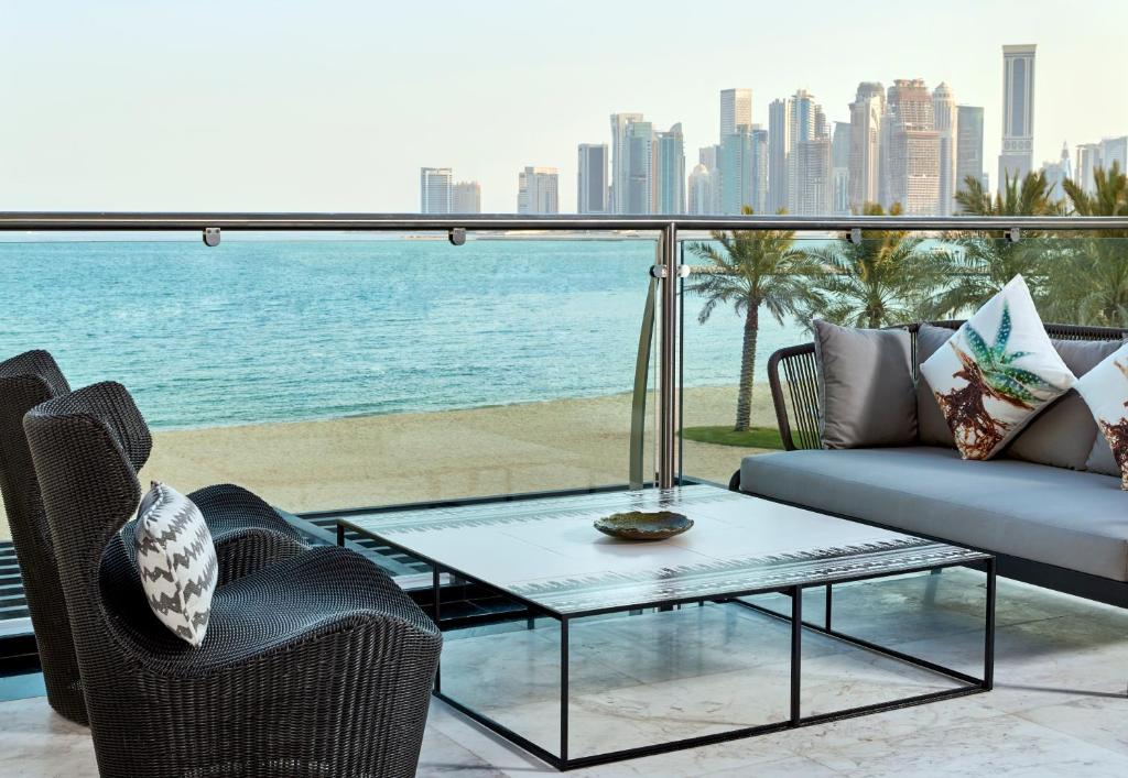 Bar/lounge, InterContinental Doha Residences By IHG in Doha