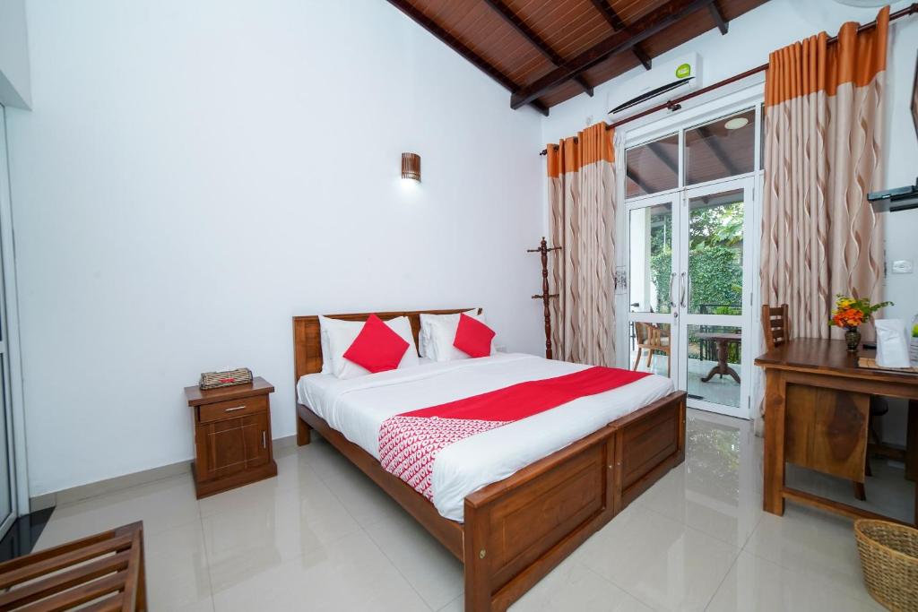 Dazzling Villa photo