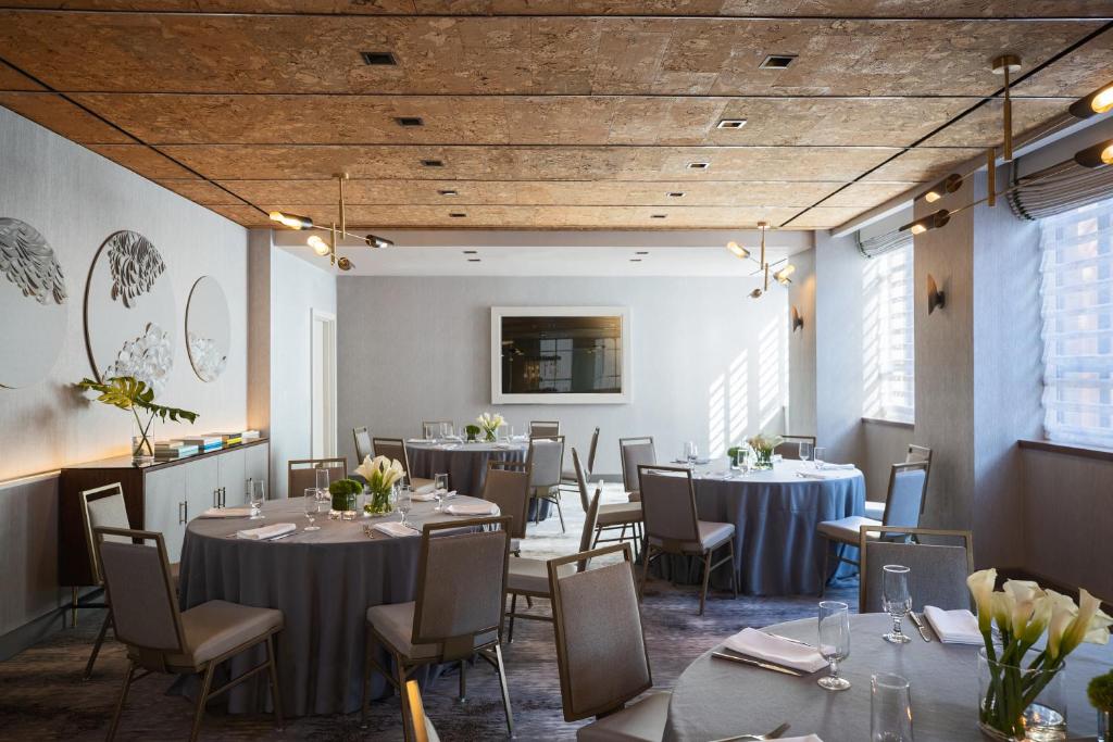 Tárgyalóterem/bálterem