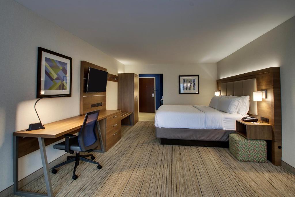 Holiday Inn Express & Suites Mt. Sterling North photo