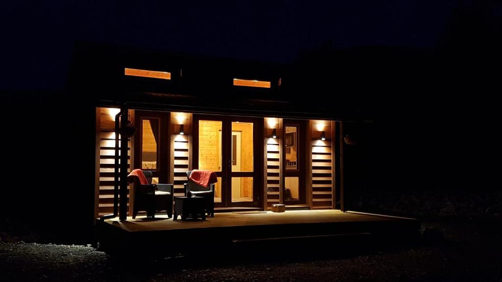 Cosy Cabin in the Paddocks - Breakfast Included photo