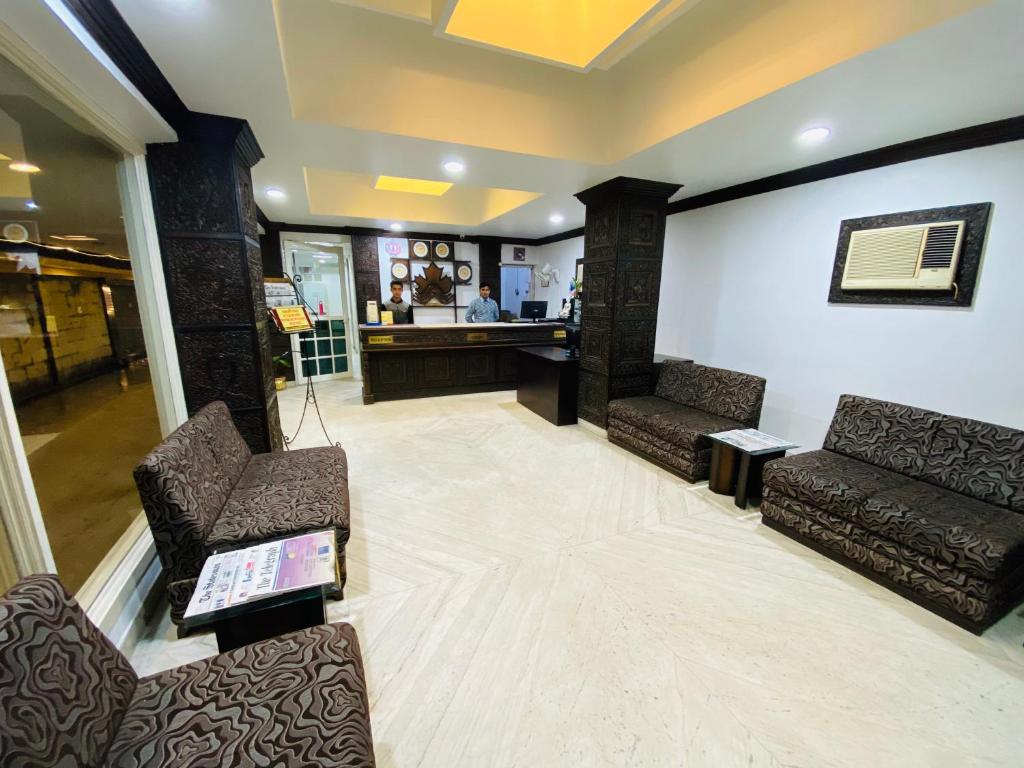 Saluja Residency — Hotel in Siliguri