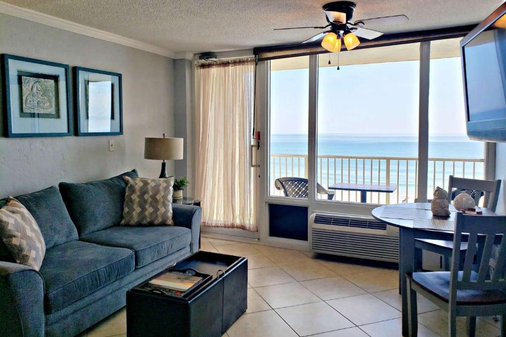 Pirates Cove Condo Unit #407, Daytona Beach