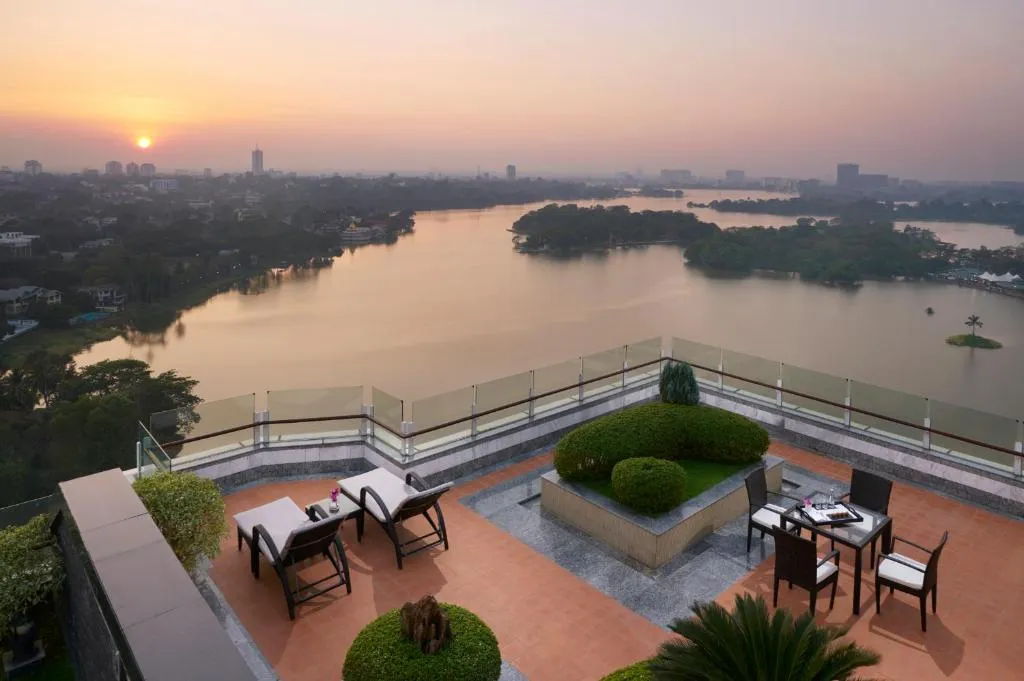 Melia Yangon, hotel in Yangon