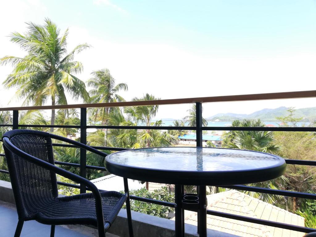 レームサイ リゾート (Laemsai Resort) バルコニー/テラス