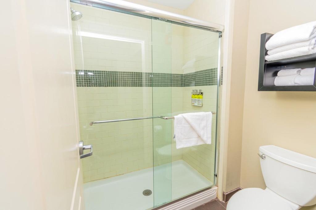 Staybridge Suites Houston Iah - Beltway 8 Photo 27