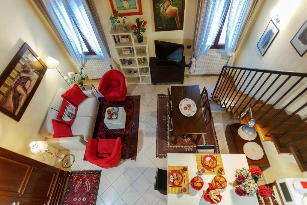 GuestHost - Ariostea University Duplex Apartment - 4
