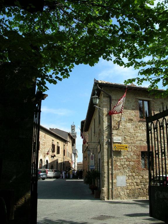 Angolo Alla Fortezza - Gigliola Contucci — Hotel in Montepulciano