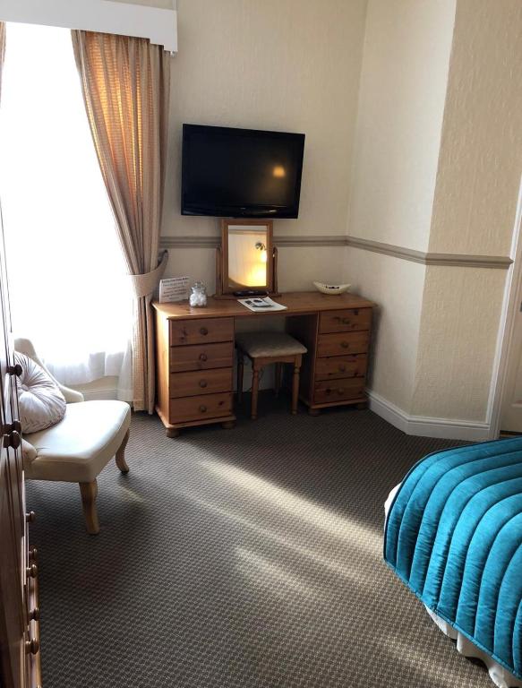 The Bacchus Hotel photo