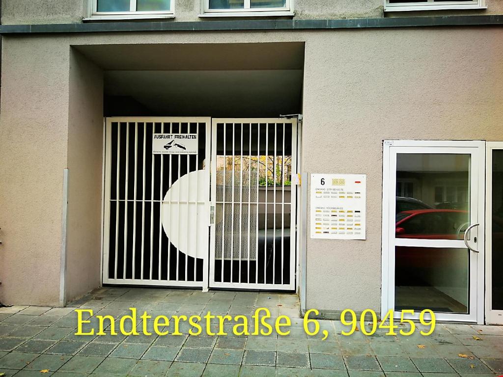 Apt next to Nuremberg central-station, Fair 10min photo