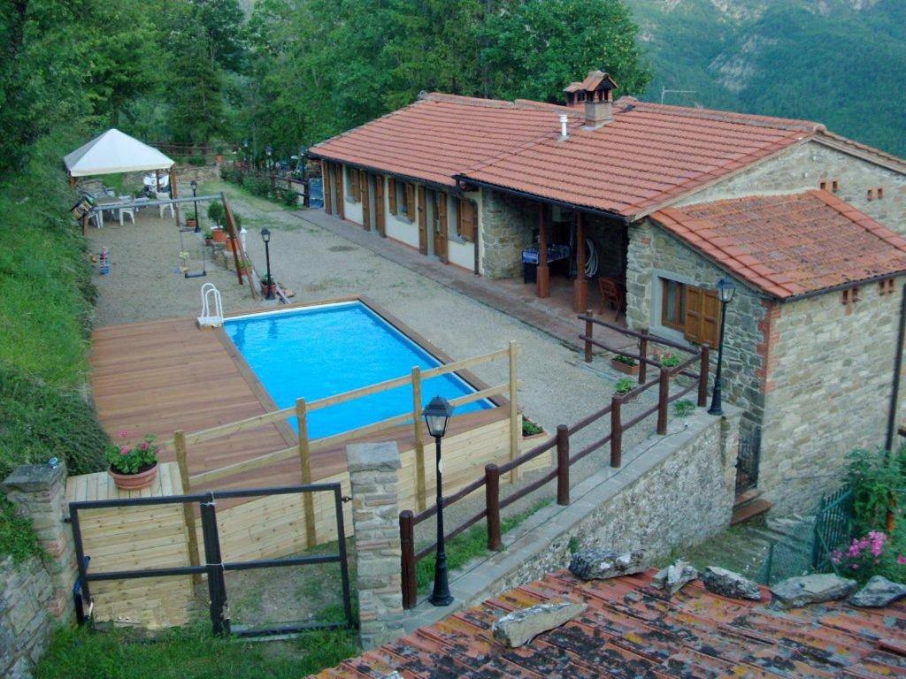 Valagnesi Apartment Sleeps 20 with Pool and WiFi