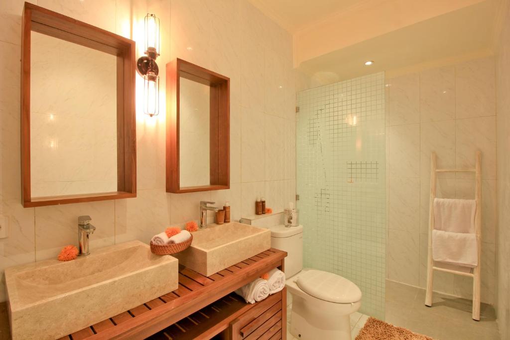 UMA LIMA VILLA BATU BELIG - Close to the Beach photo