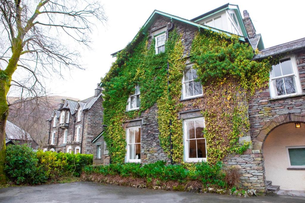 Victorian House - pet-friendly B&B in Grasmere village, Lake District