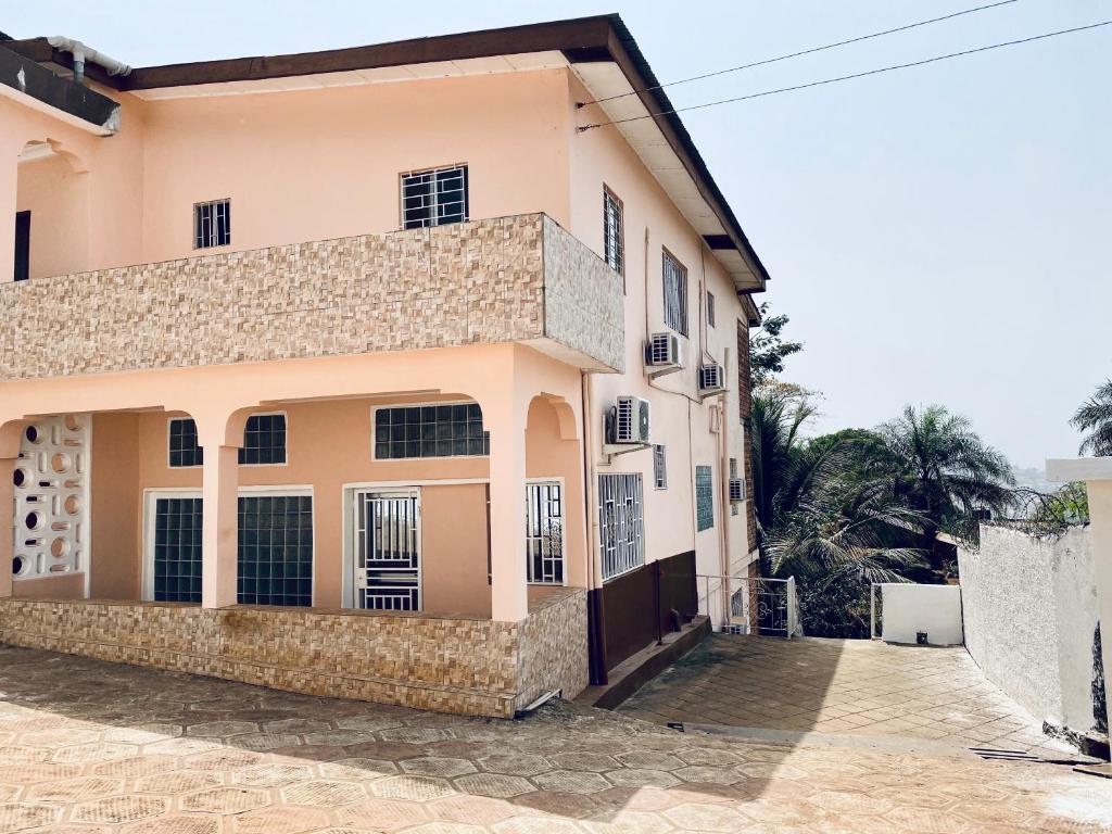 Apartments in Freetown, Sierra Leone price from 25, reviews