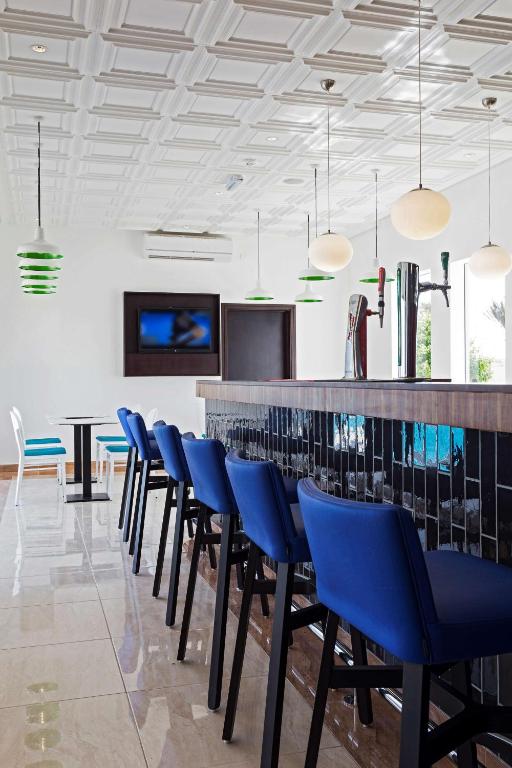 Bar/lounge