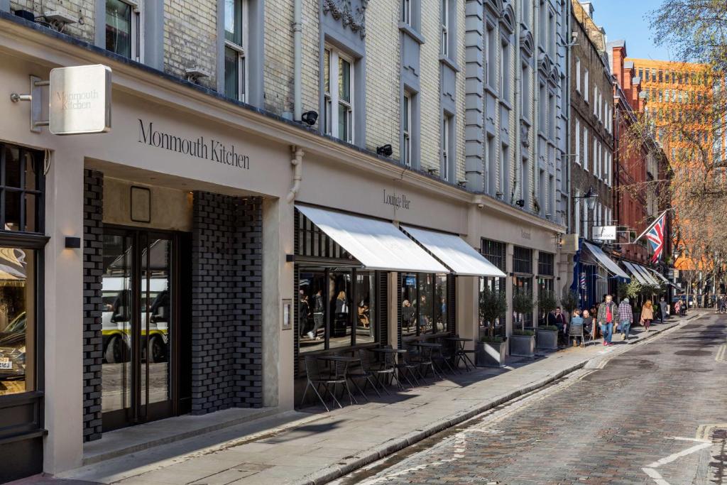 Radisson Blu Edwardian Mercer Street Hotel London Photo 19