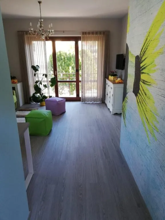 Alex's home 2, hotel v destinaci Crone